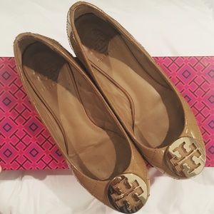 Tory Burch Sand Patent Leather Flats - Size 7